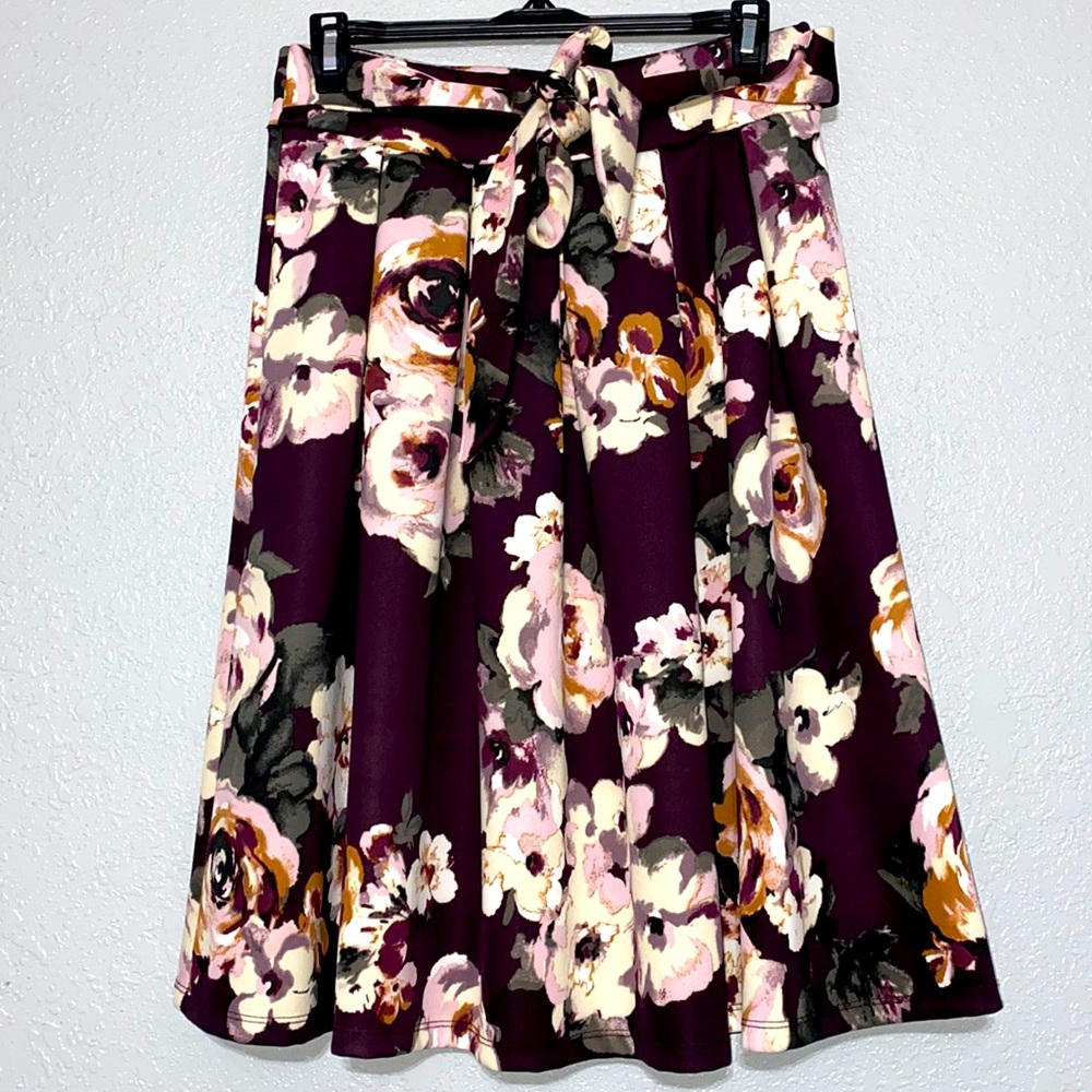 Pleated skirt